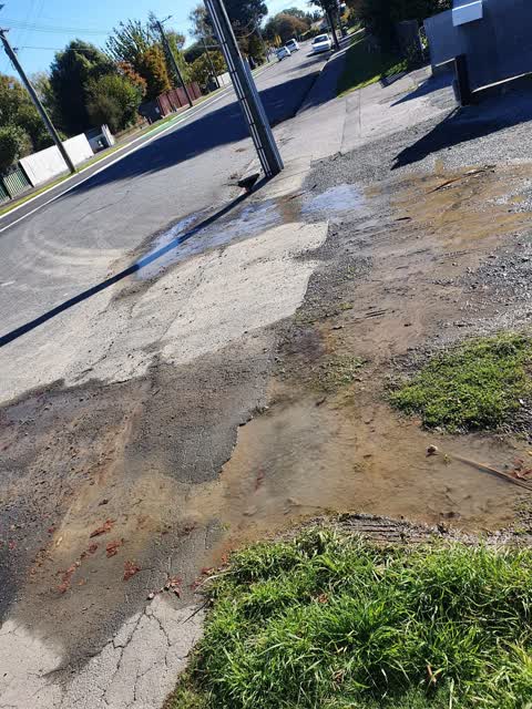 Water Leak, a report photo