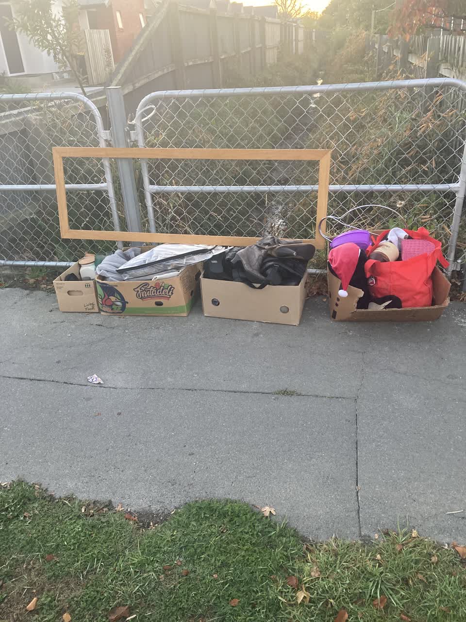 The photograph attached to this rubbish/recycling report