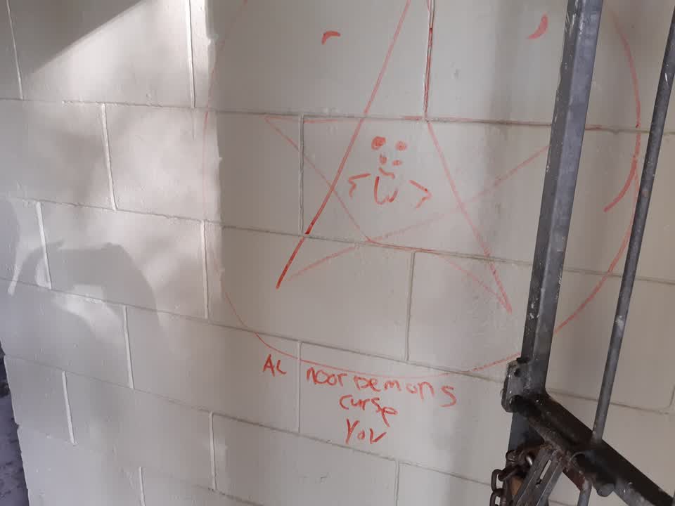 The photograph attached to this graffiti report