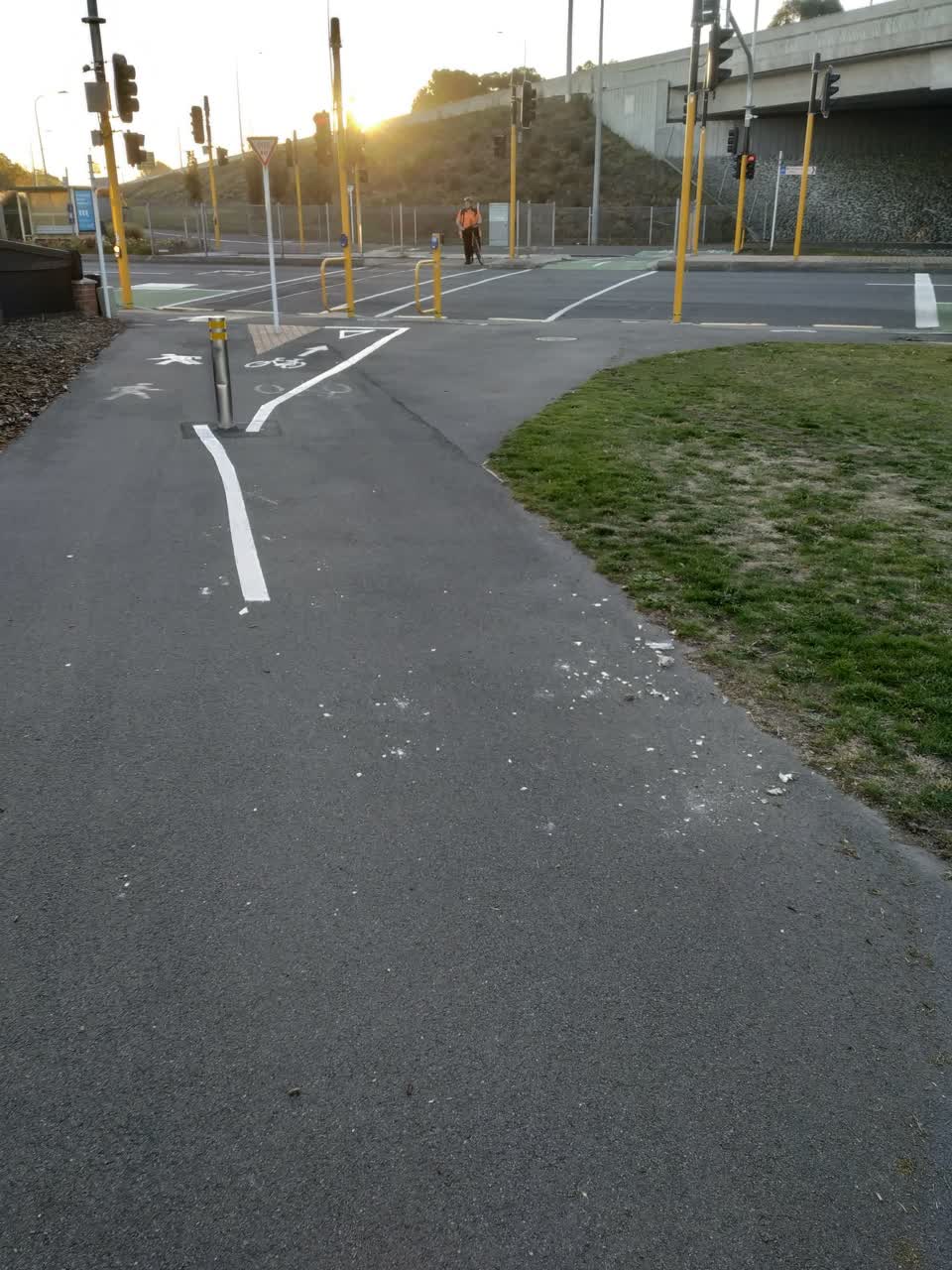 The photograph attached to this roading/streets report