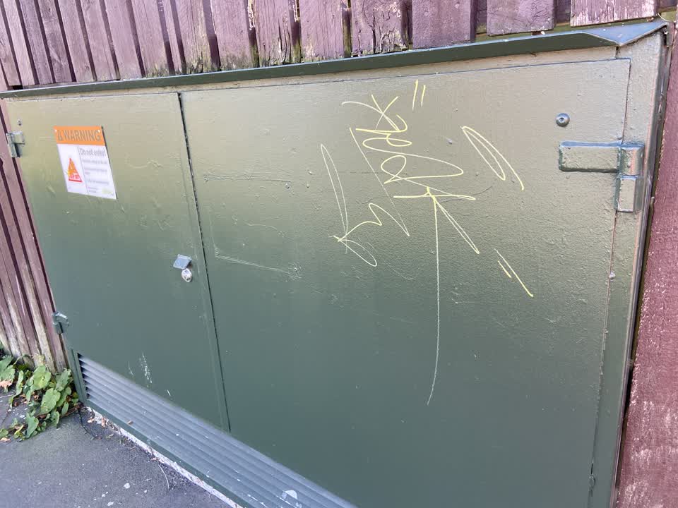 The photograph attached to this graffiti report