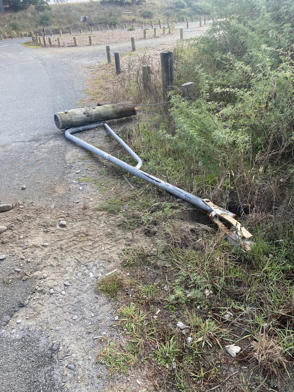 The photograph attached to this roading/streets report