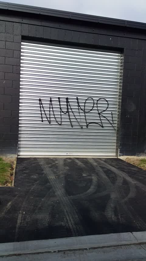 Graffiti, a report photo