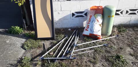 Rubbish/Recycling, a report photo