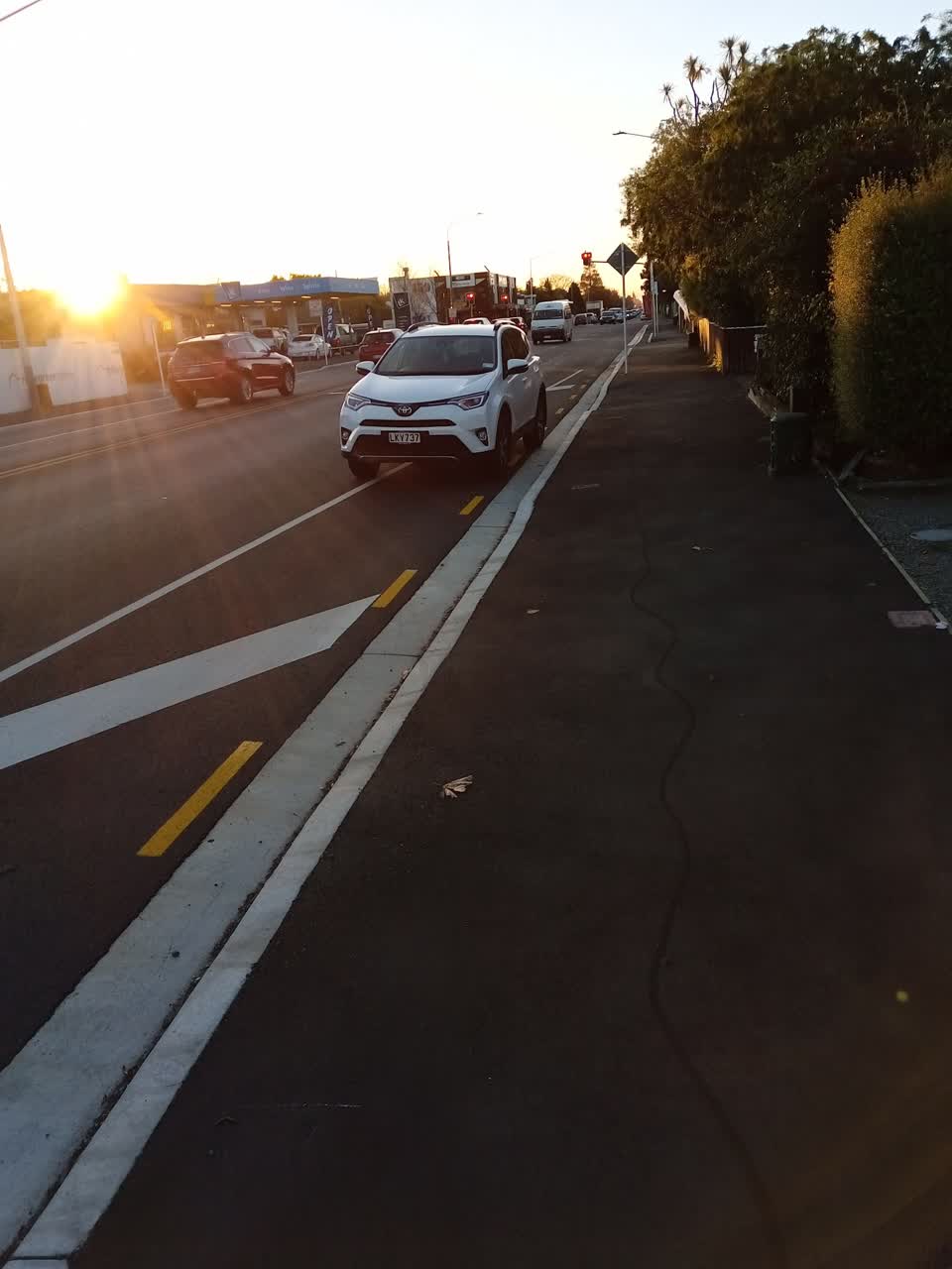 The photograph attached to this roading/streets report