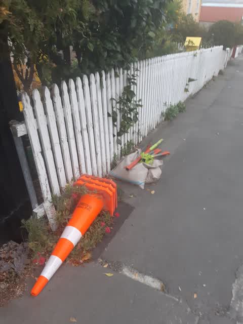 Roading/Streets, a report photo