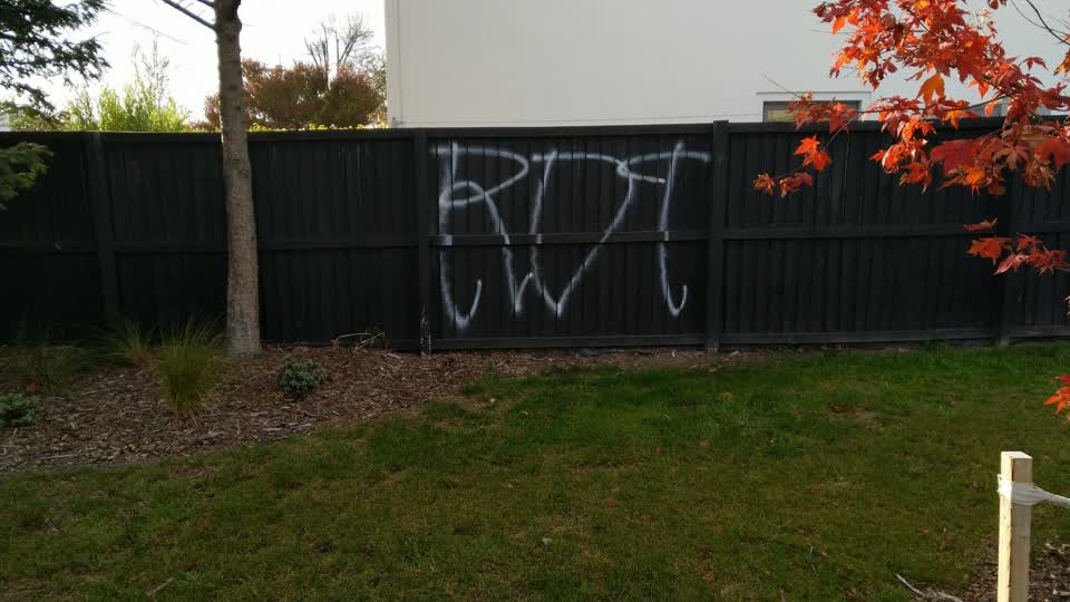 The photograph attached to this graffiti report