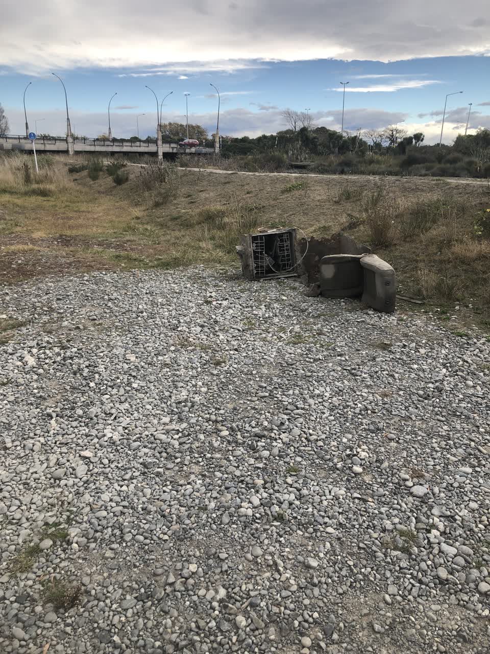 The photograph attached to this rubbish/recycling report