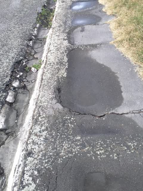 Roading/Streets, a report photo