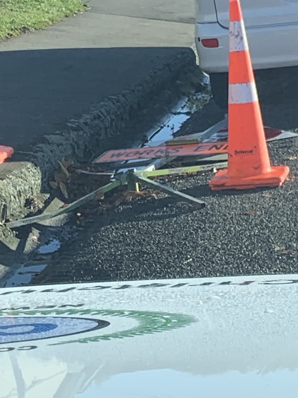 The photograph attached to this roading/streets report