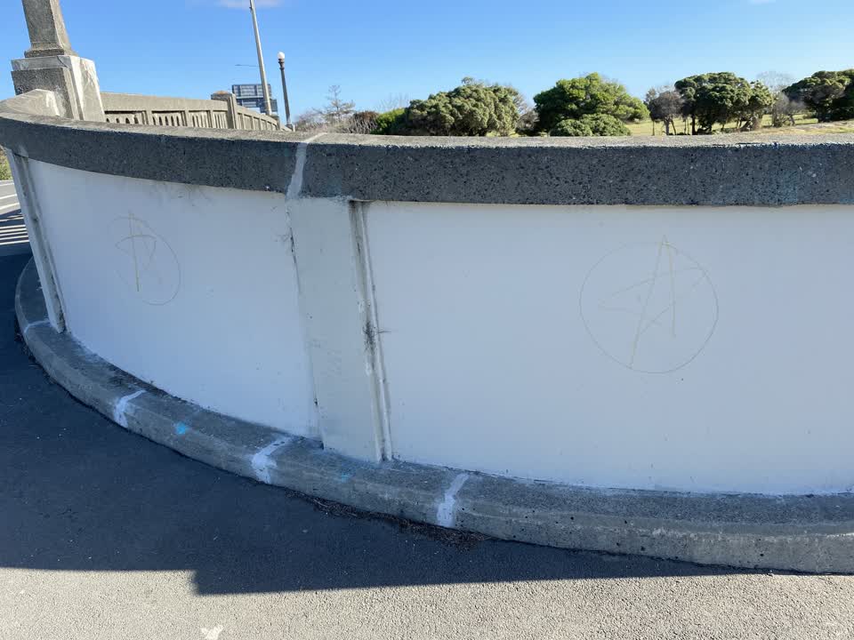 The photograph attached to this graffiti report
