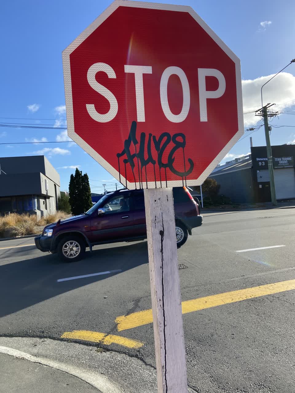 The photograph attached to this roading/streets report