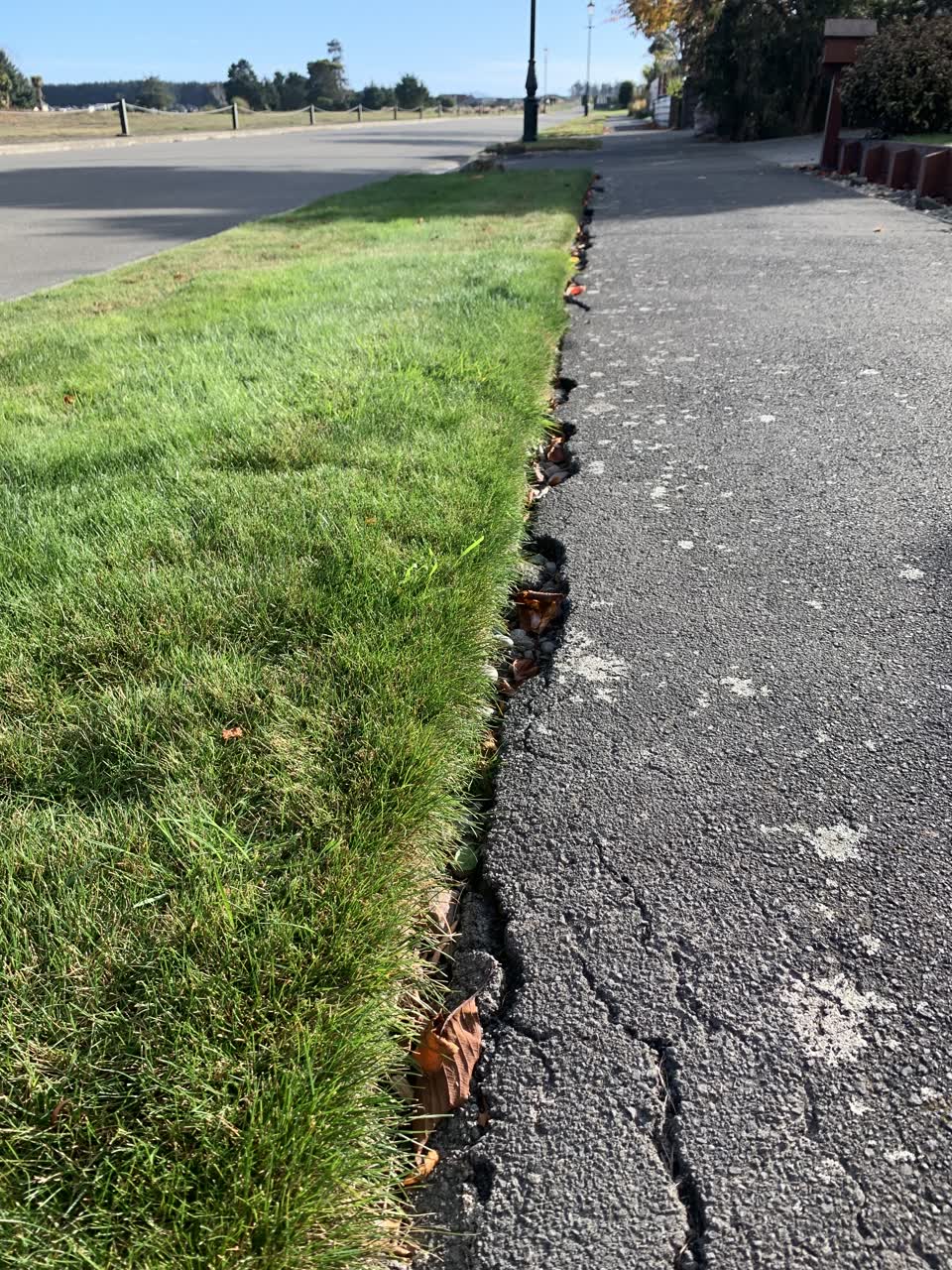 The photograph attached to this roading/streets report