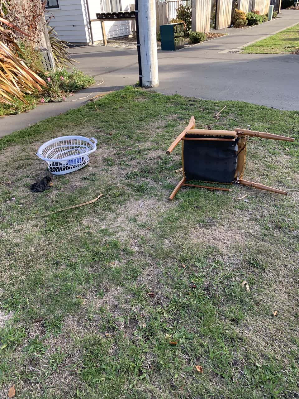 The photograph attached to this rubbish/recycling report