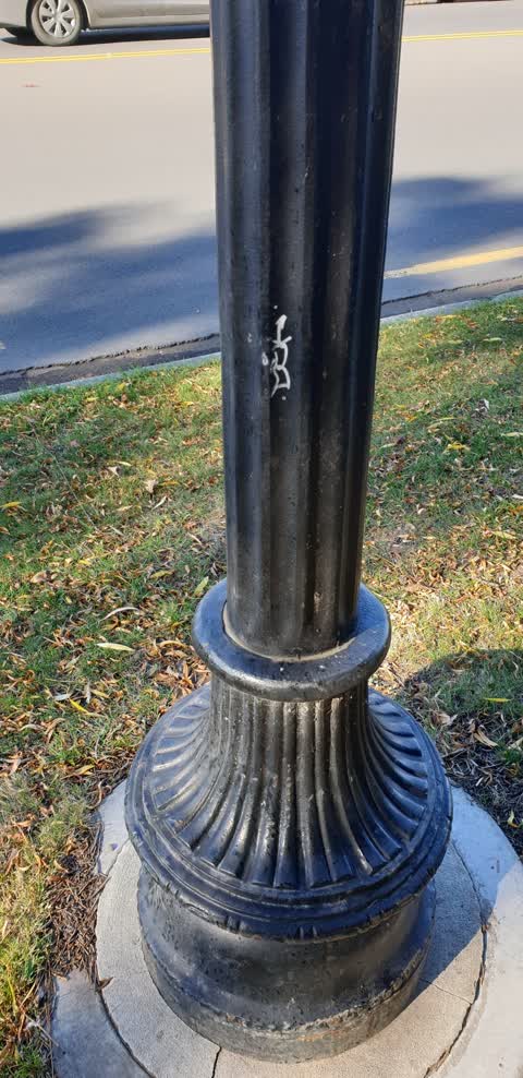 Graffiti, a report photo