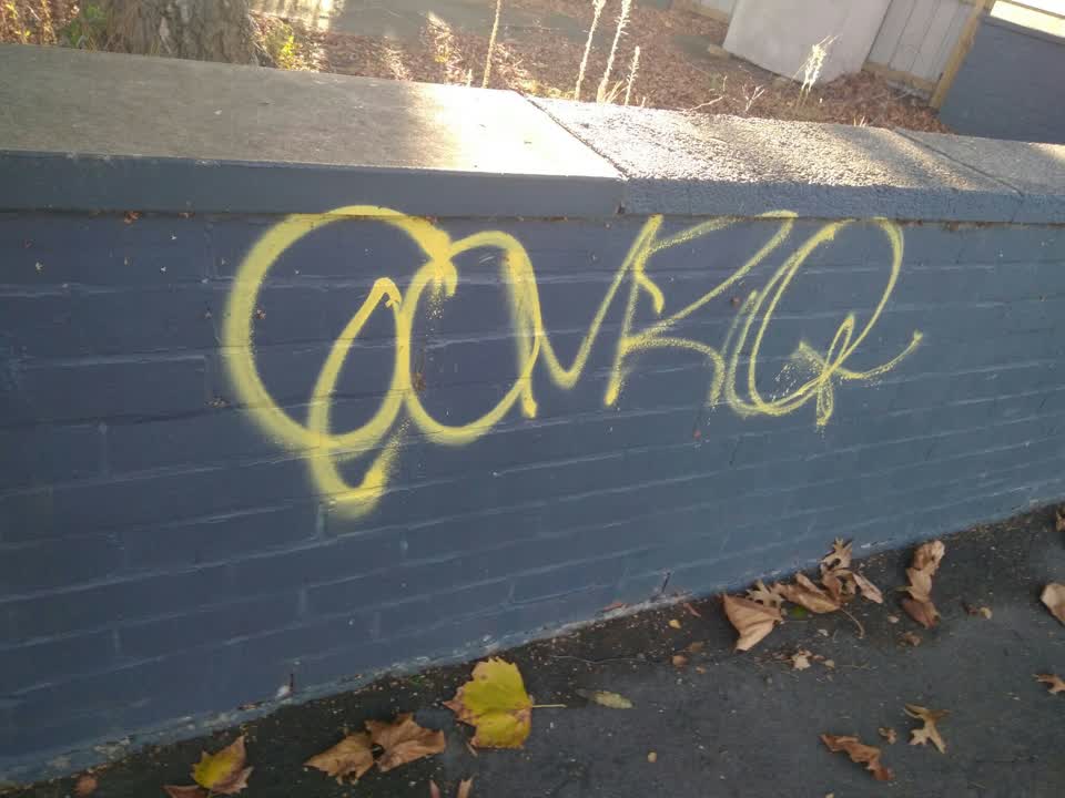 The photograph attached to this graffiti report