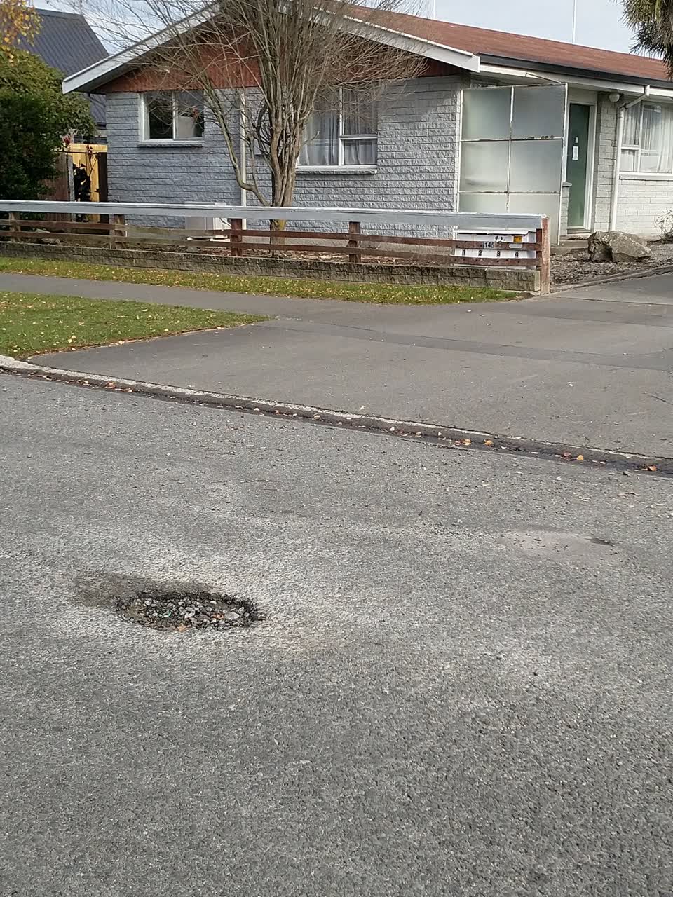 The photograph attached to this roading/streets report