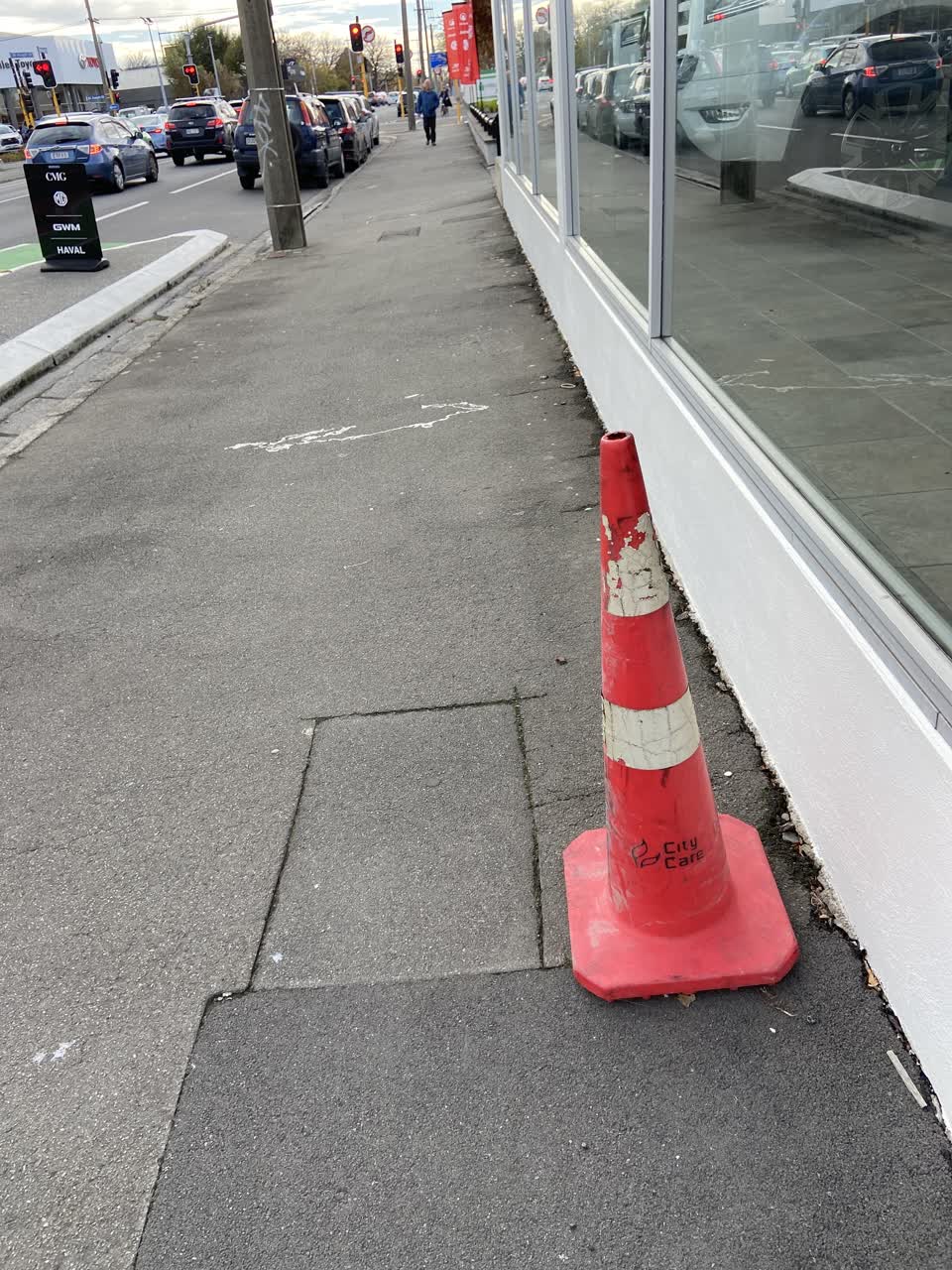 The photograph attached to this roading/streets report