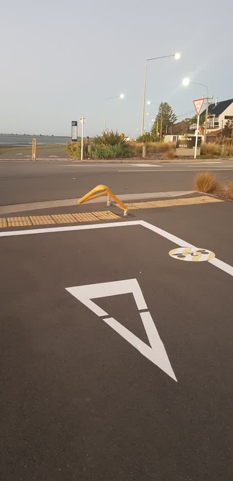 Roading/Streets, a report photo