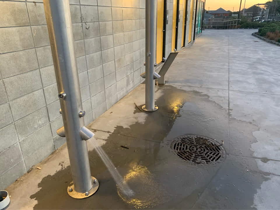 The photograph attached to this water supply report