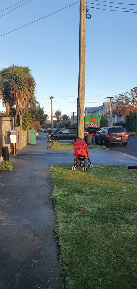 Rubbish/Recycling, a report photo