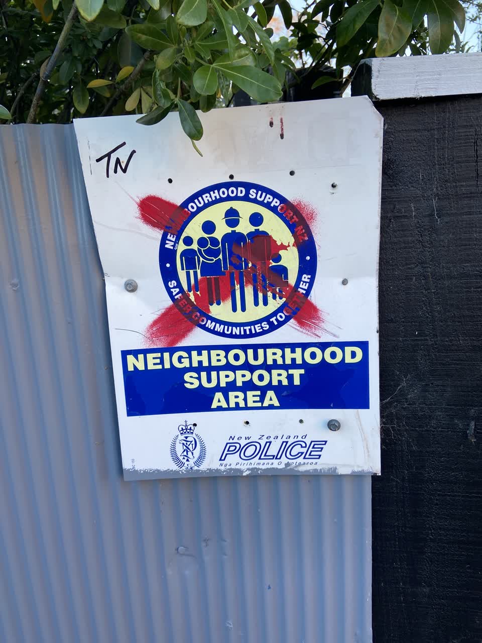 The photograph attached to this graffiti report