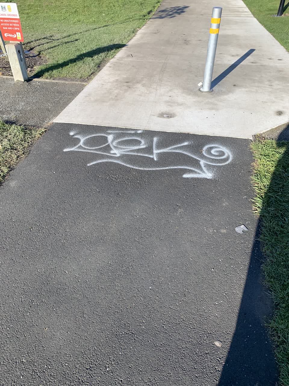 The photograph attached to this graffiti report
