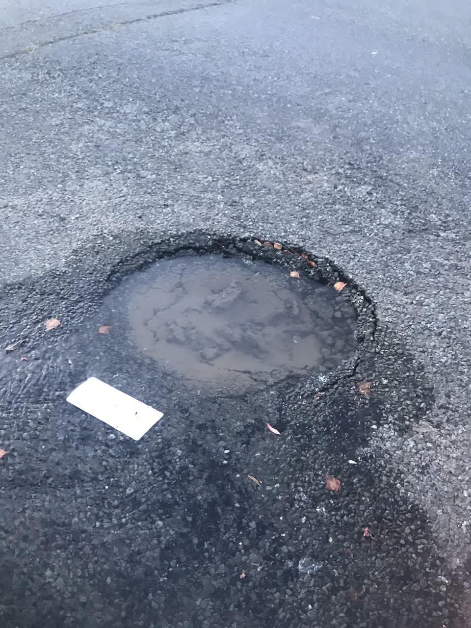 The photograph attached to this roading/streets report