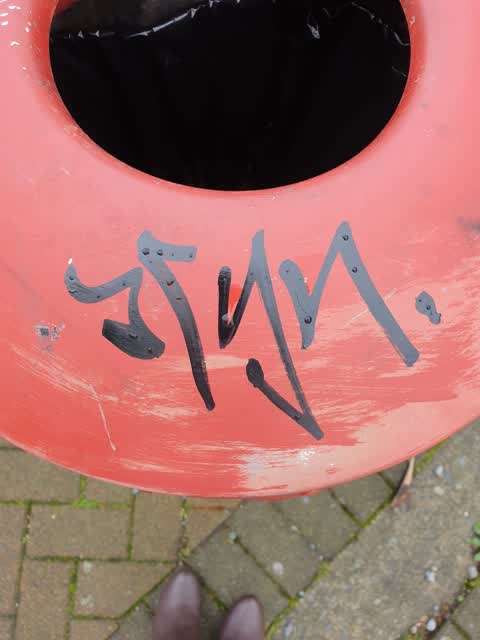 Graffiti, a report photo