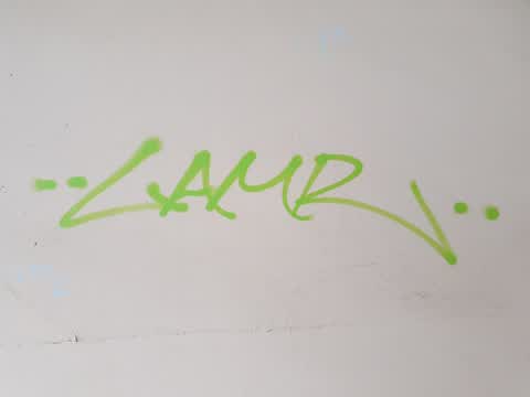 Graffiti, a report photo