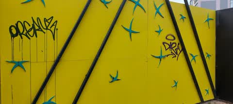 Graffiti, a report photo