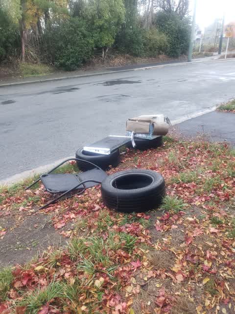 Rubbish/Recycling — a report photo