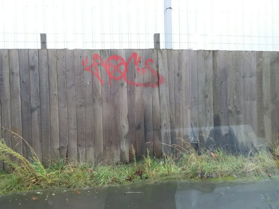 The photograph attached to this graffiti report