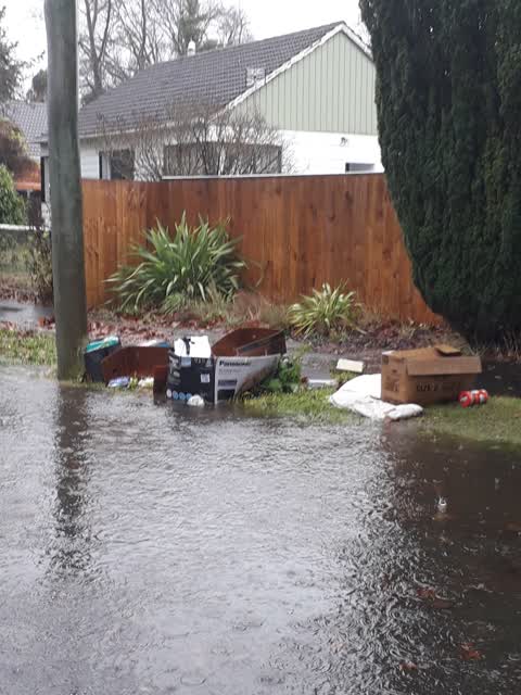 Rubbish/Recycling, a report photo
