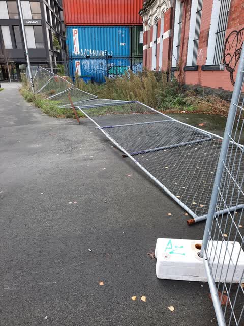 Roading/Streets, a report photo