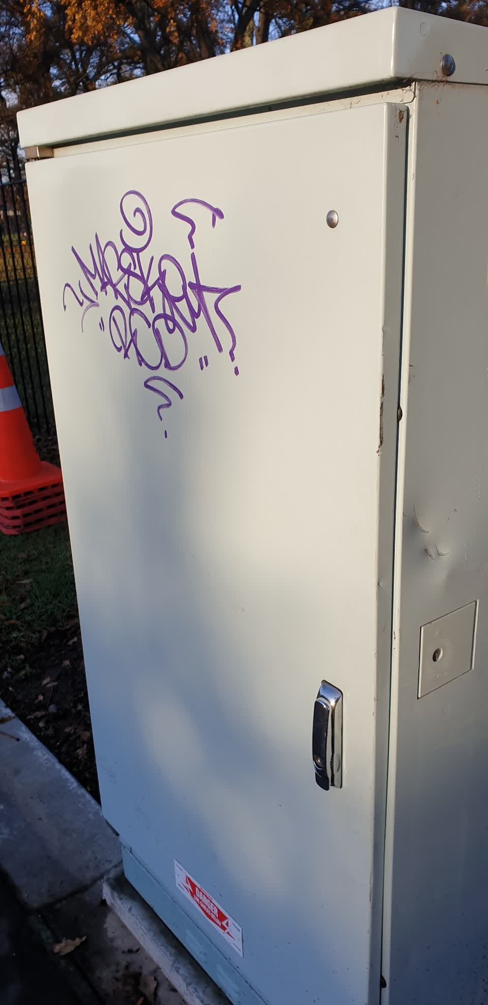 The photograph attached to this graffiti report