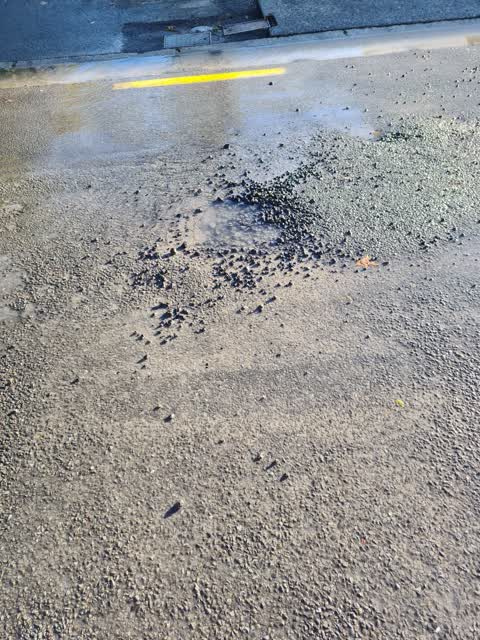 Water Leak, a report photo