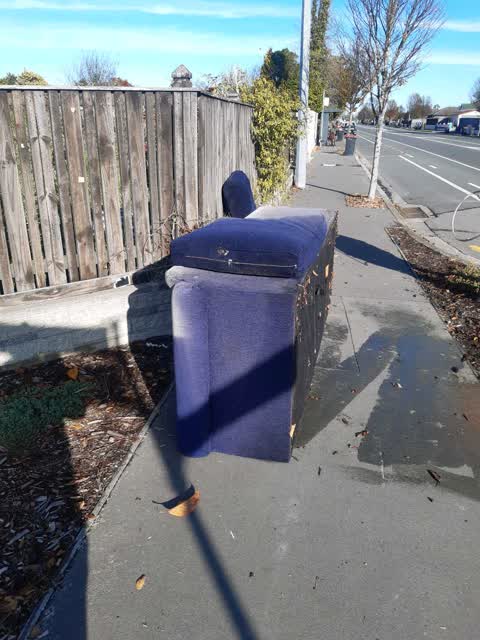 Rubbish/Recycling, a report photo