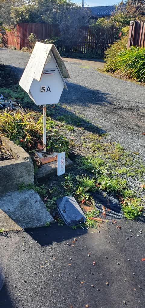 Water Leak, a report photo