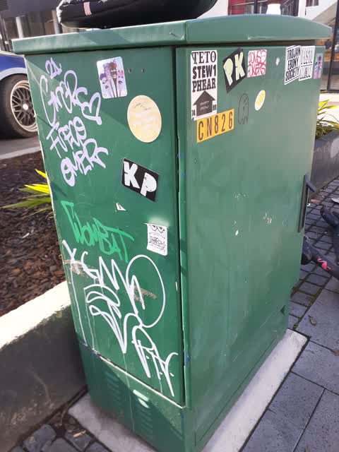 Graffiti, a report photo