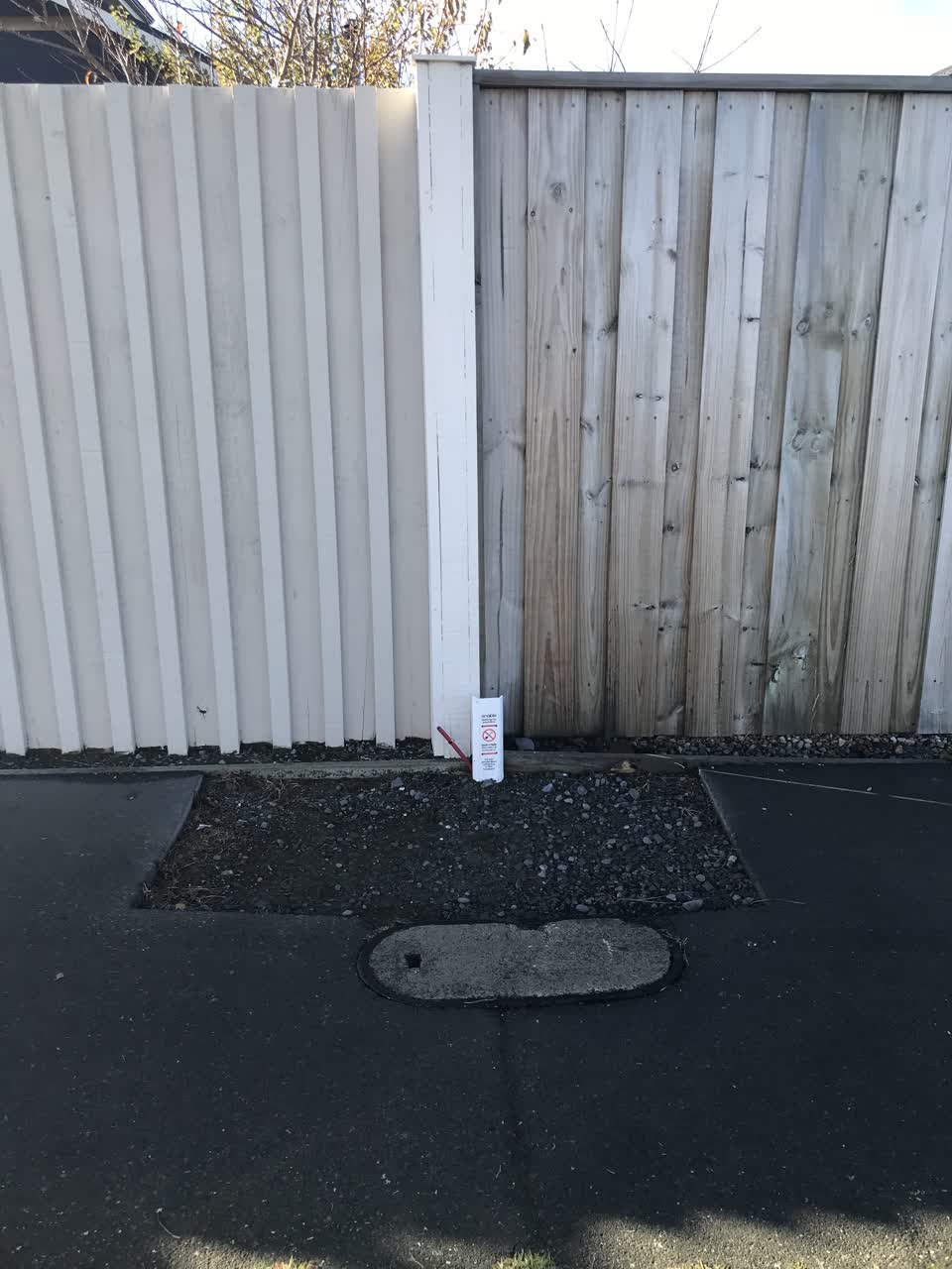 The photograph attached to this roading/streets report