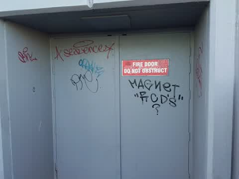 Graffiti, a report photo