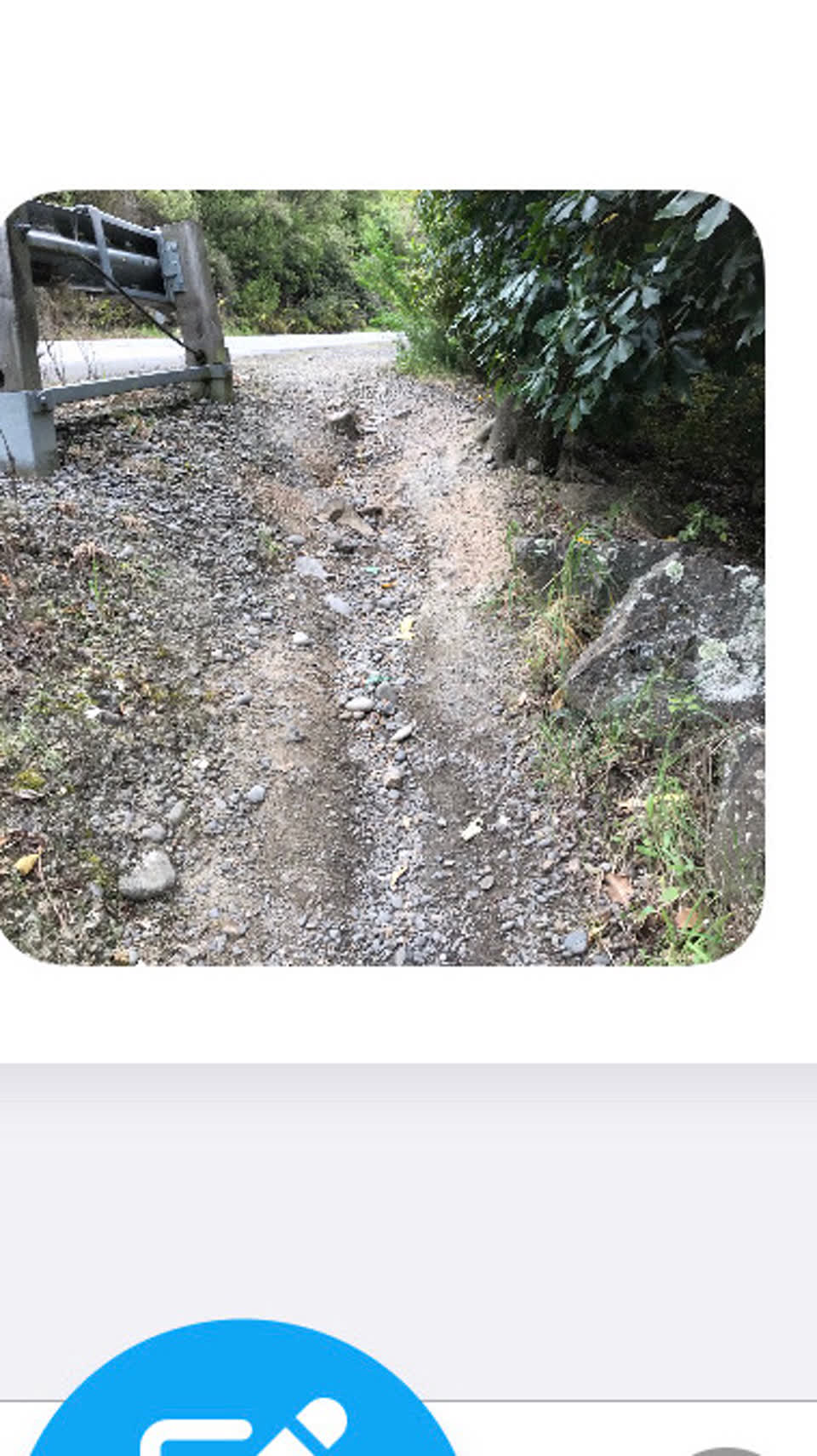 The photograph attached to this roading/streets report