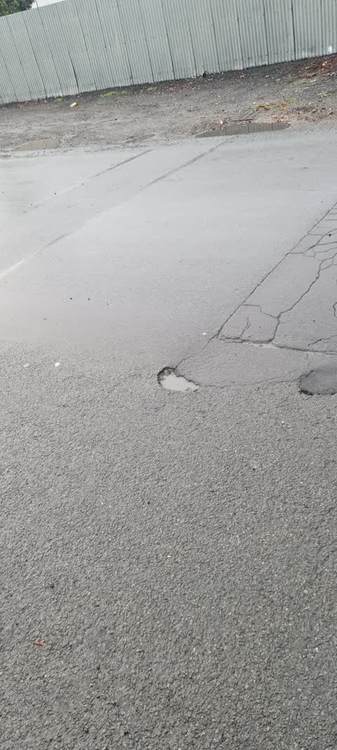 Roading/Streets, a report photo
