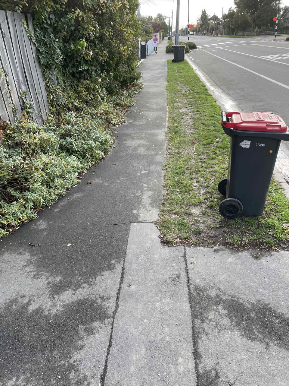 The photograph attached to this roading/streets report