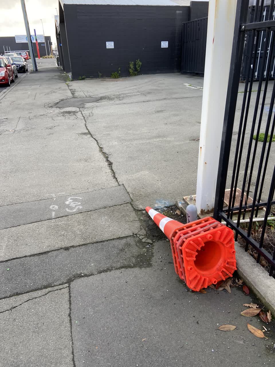 The photograph attached to this roading/streets report