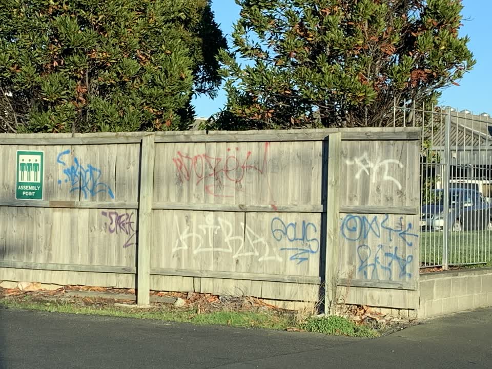 The photograph attached to this graffiti report