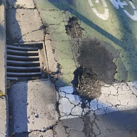 Roading/Streets, a report photo