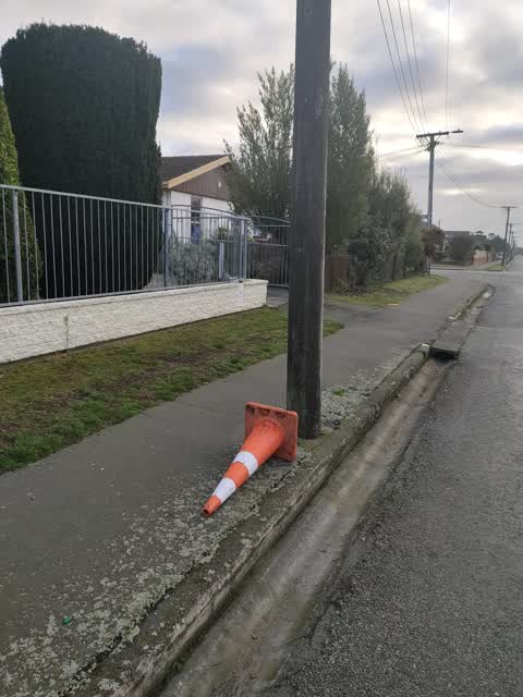 Rubbish/Recycling, a report photo