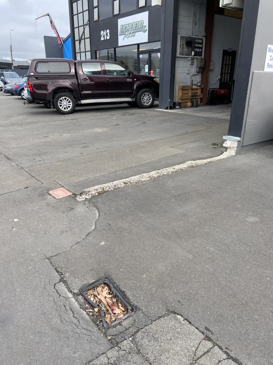 The photograph attached to this roading/streets report